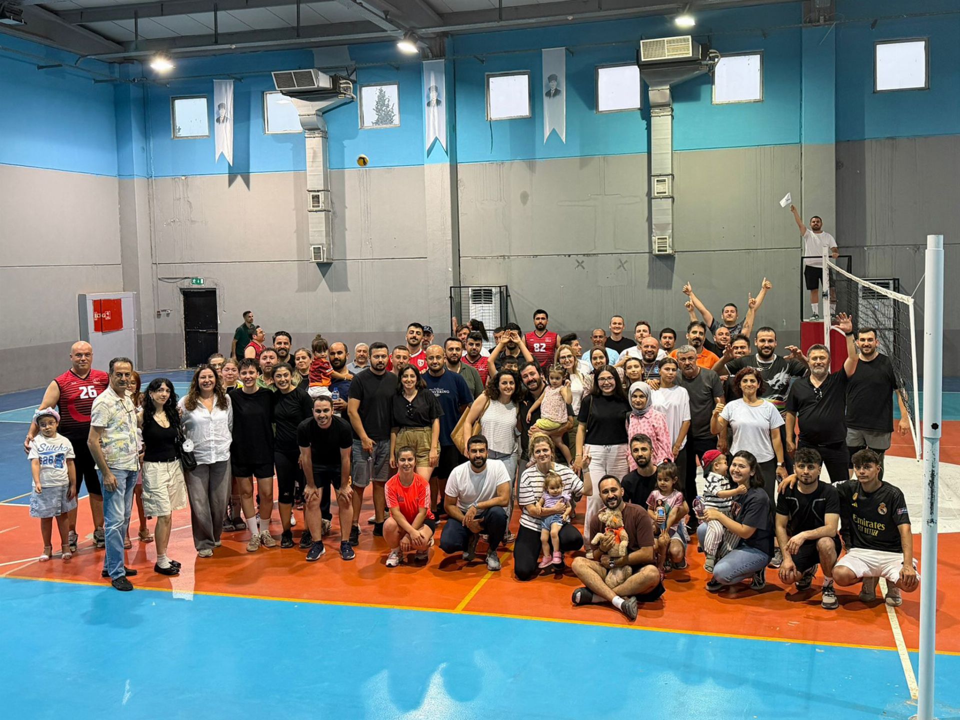 Cemer Holding Voleybol Turnuvası Heyecanı!